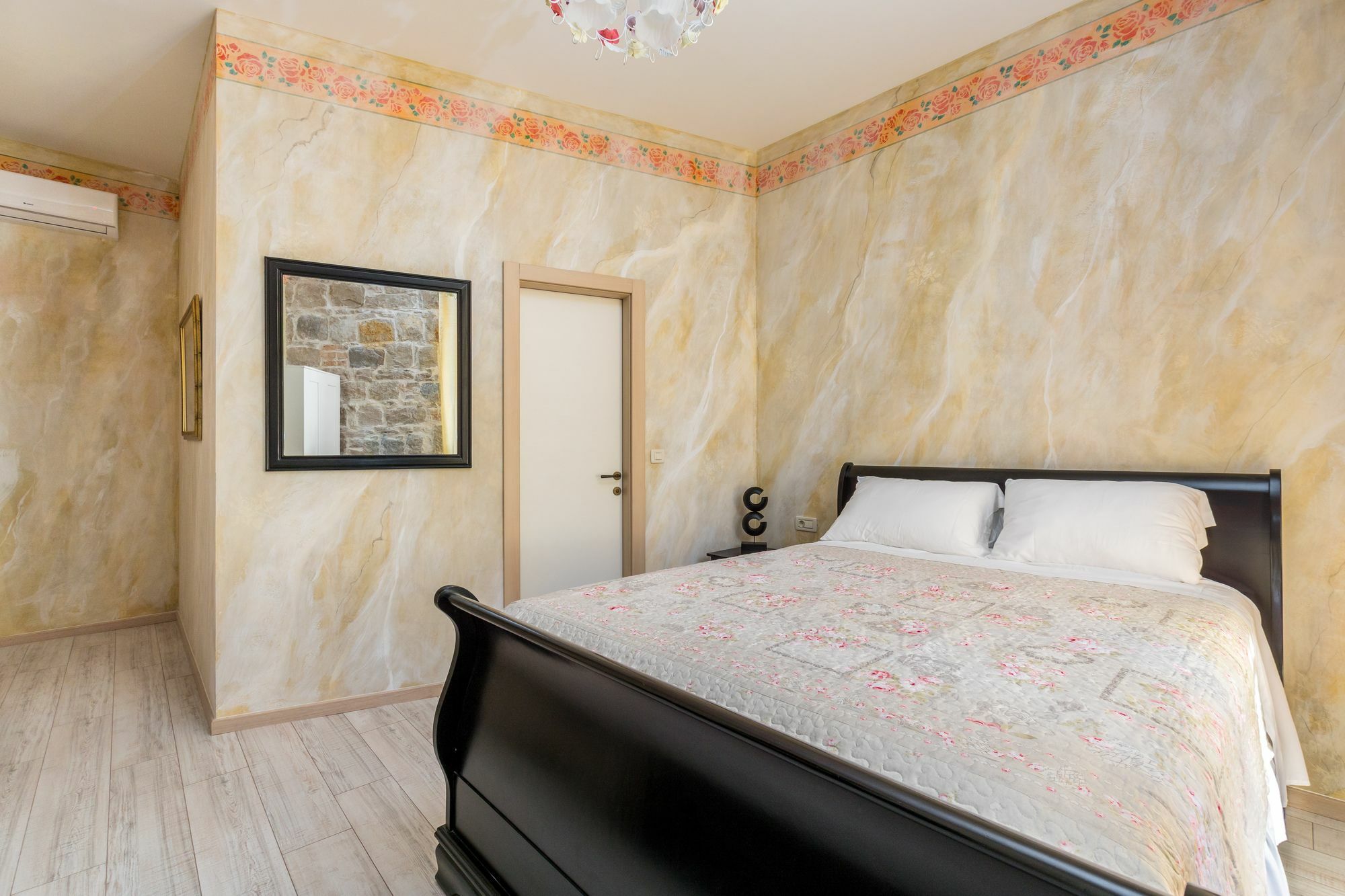 Hotel Pietra Rossa Split Exteriér fotografie